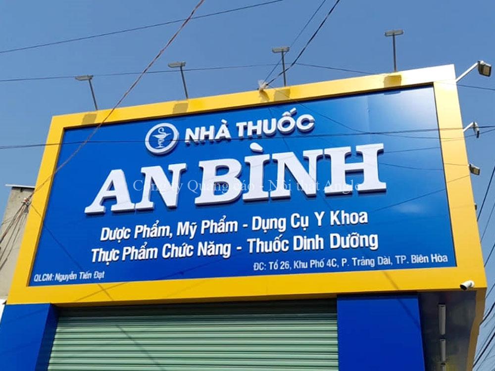 Biển quảng cáo nhà thuốc nhôm alu chữ nổi